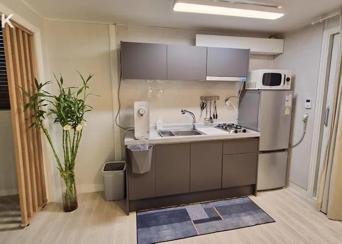Apartment The Hari House-familly Near Jamsil Station Lotte World Seoul